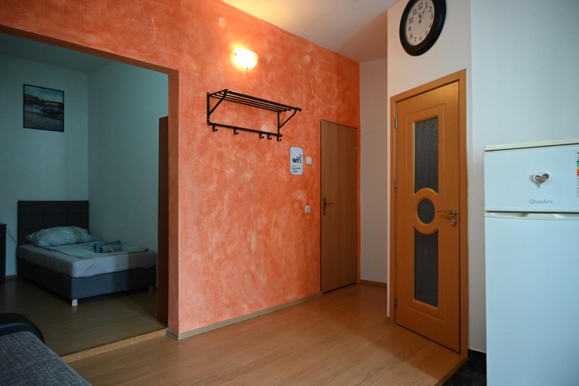 Gostinjska kuća Ivana Rooms *