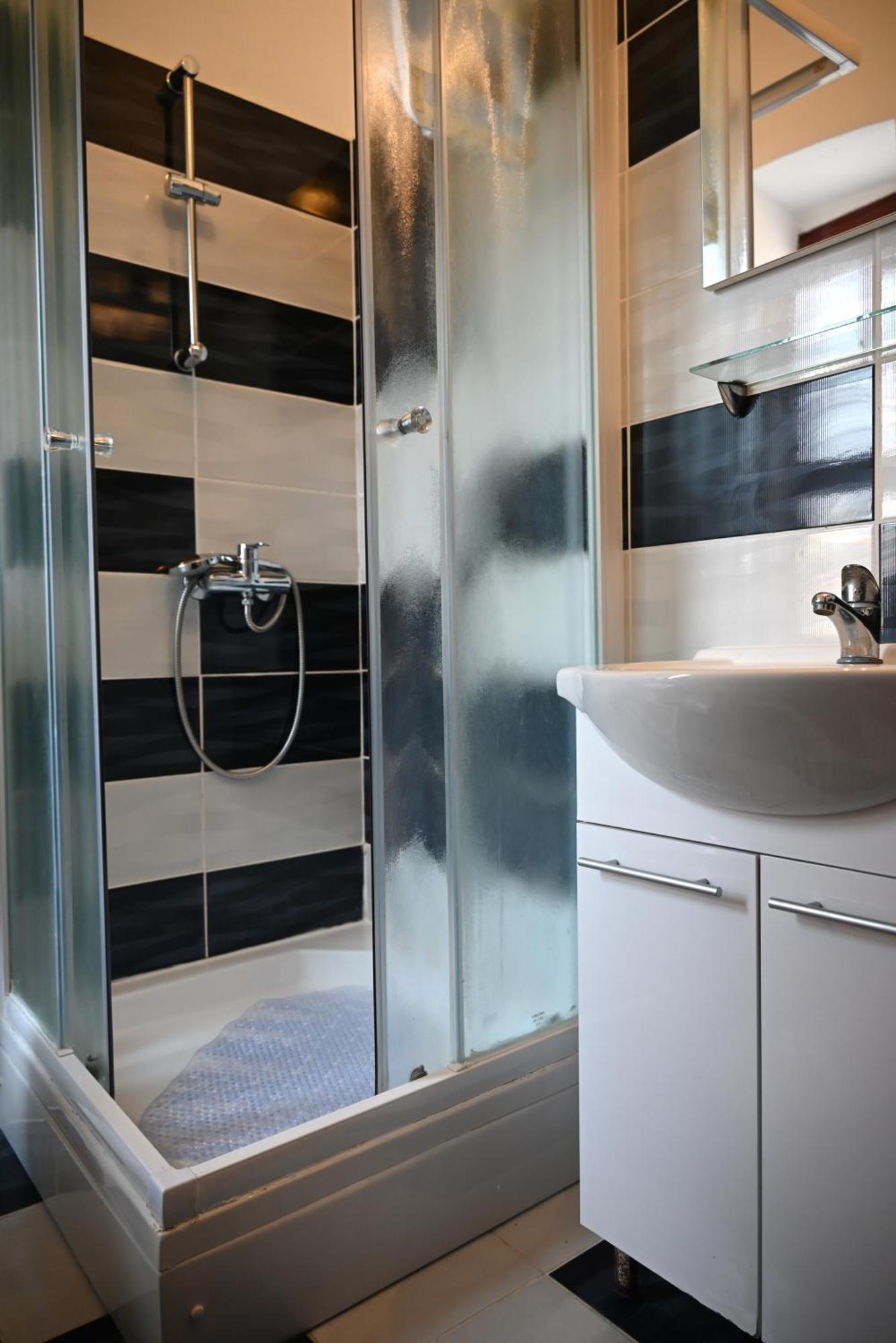 Gostinjska kuća Ivana Rooms