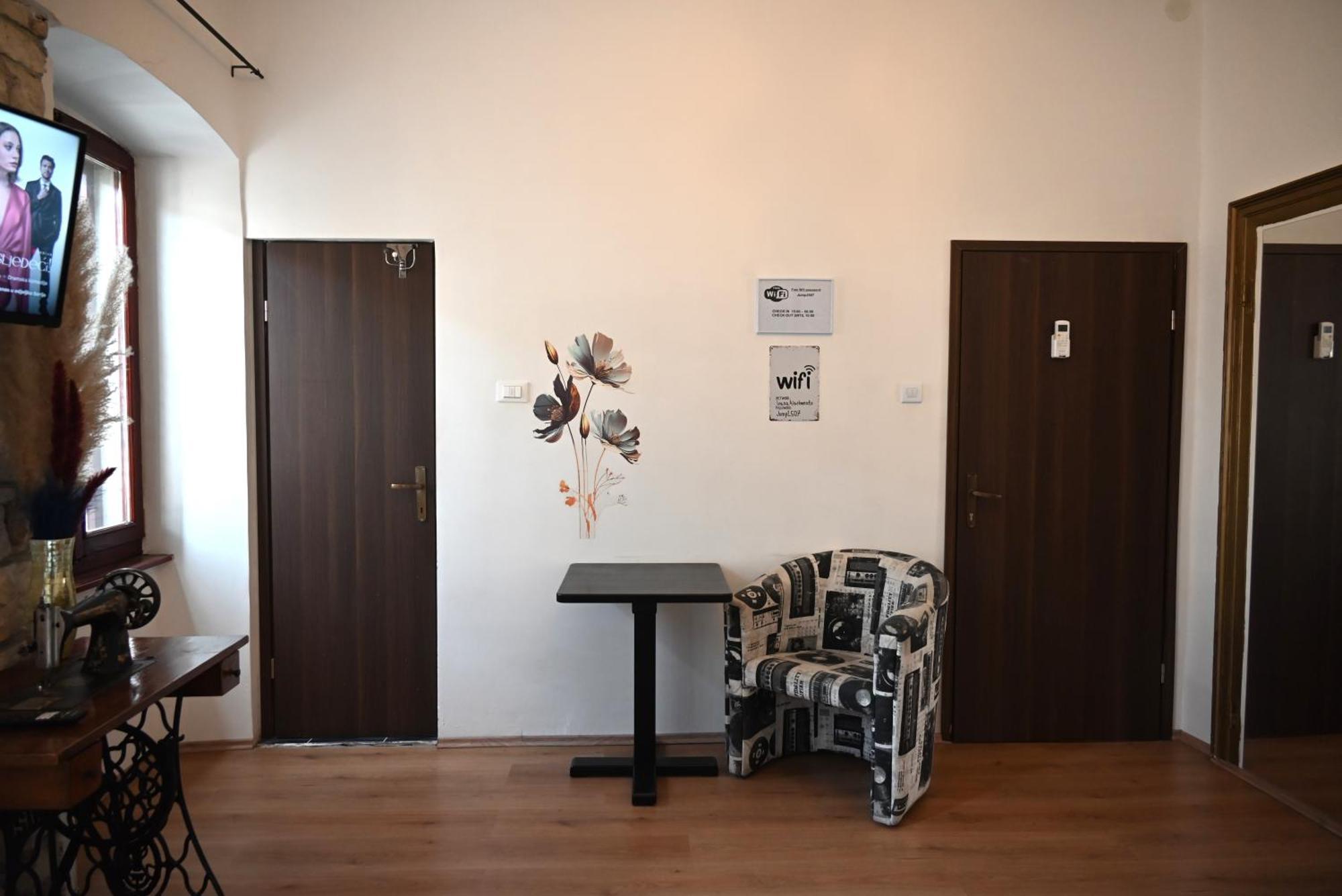 Hiša za goste Ivana Rooms *